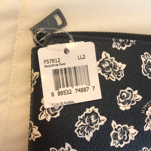 Coach Tech Case in Floral Print Canvas - Picture 6 of 7